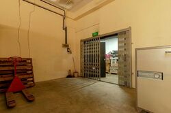 Hillview Warehouse (D23), Factory #483774601